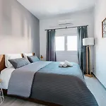 Apartamento Luminoso a los pies del Puente de Triana