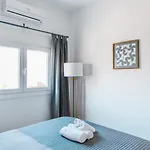 Apartamento Luminoso a los pies del Puente de Triana